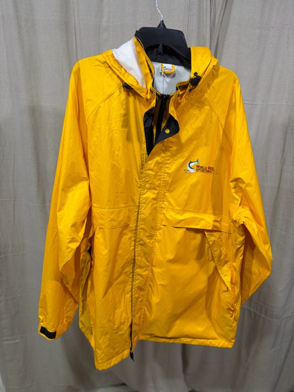 Bass Pro Shops World Wide Sportsman Yellow Raincoat and Pants